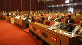 राष्ट्रिय सभा बैठक १५ मिनेटका लागि स्थगित