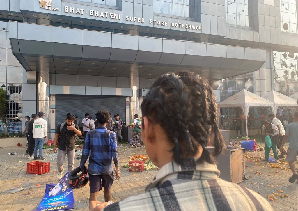 भाटभटेनी लुटपाट गर्नेसहित २९ जना छुटे (सूचीसहित)