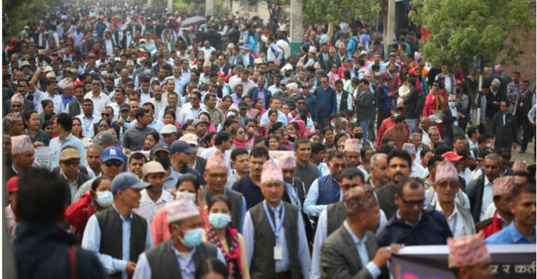 आन्दोलनरत शिक्षकहरूलाई वार्तामा आउन शिक्षा मन्त्रालयले गर्यो आग्रह