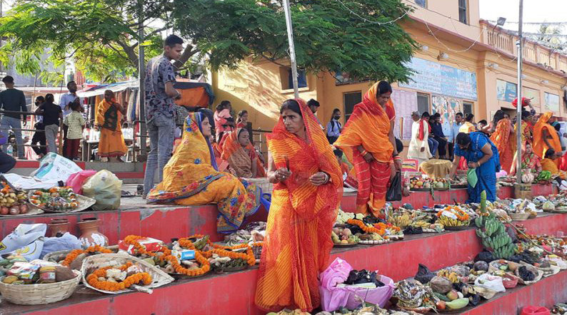 आज चैती छठ पर्वको व्रत र सझियाघाट
