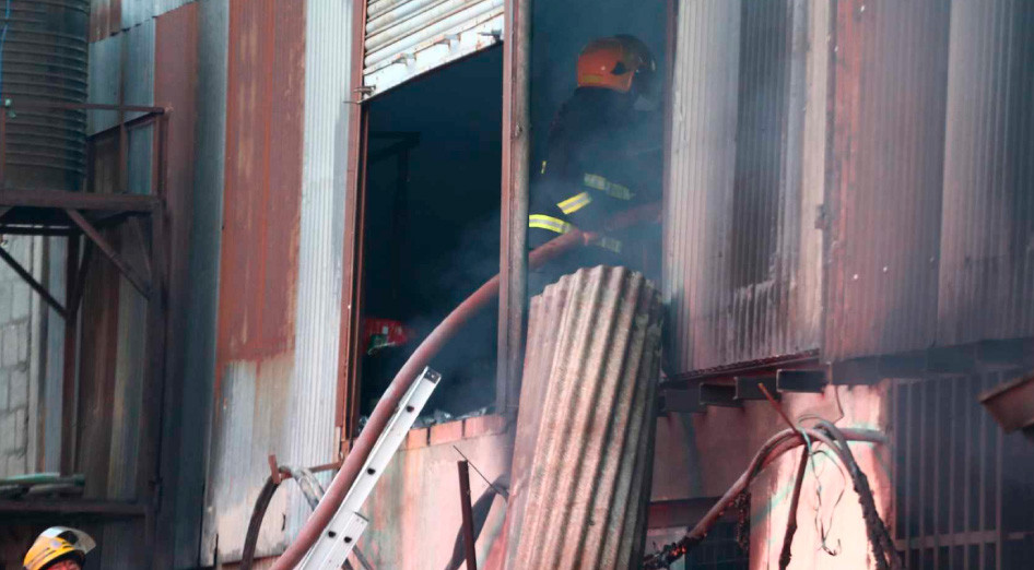 बालाजु औद्योगिक क्षेत्रको गोदावरी प्रीन्टिङ प्रेसमा आगलागी