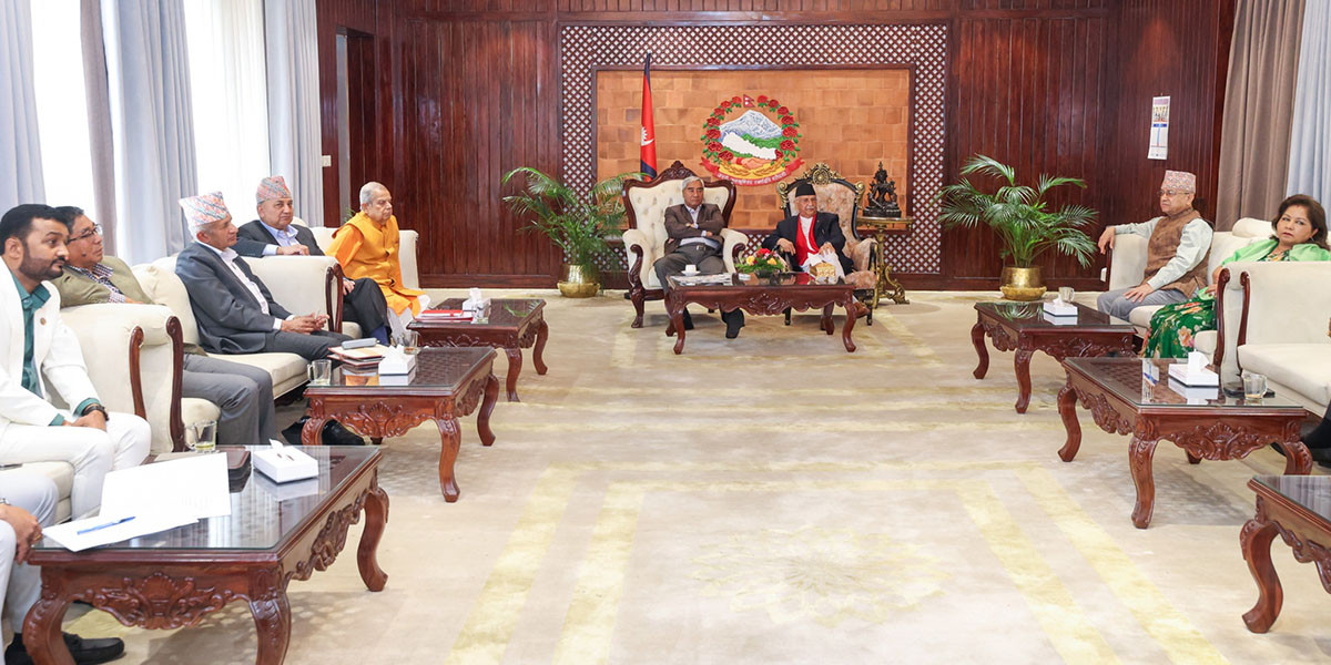 सत्ताधारी दलको बैठक बालुवाटारमा जारी