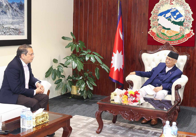 प्रधानमन्त्री ओलीसँग भाजपा नेता चौथाइवालेको भेट