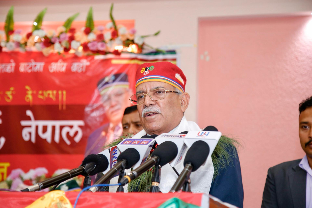 माओवादी एक नम्बरतिर उकालो लाग्दैछ : प्रचण्ड