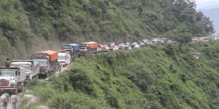 नागढुङ्गा नौबिसे सडक विस्तार :  यही वैशाख २२ देखि ३१ गतेसम्म पाँच घण्टा बन्द गरिने