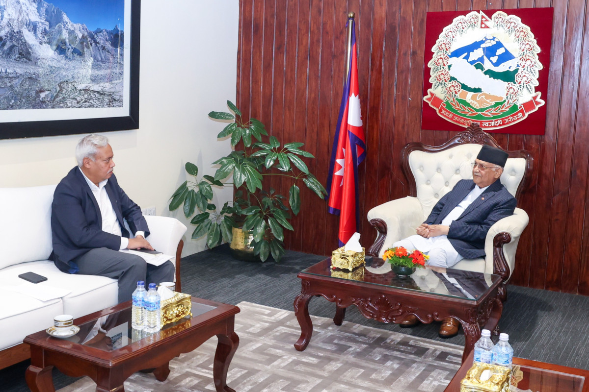 प्रधानमन्त्रीसँग भारतीय राजदूतको भेट, के भयो कुराकानी ?