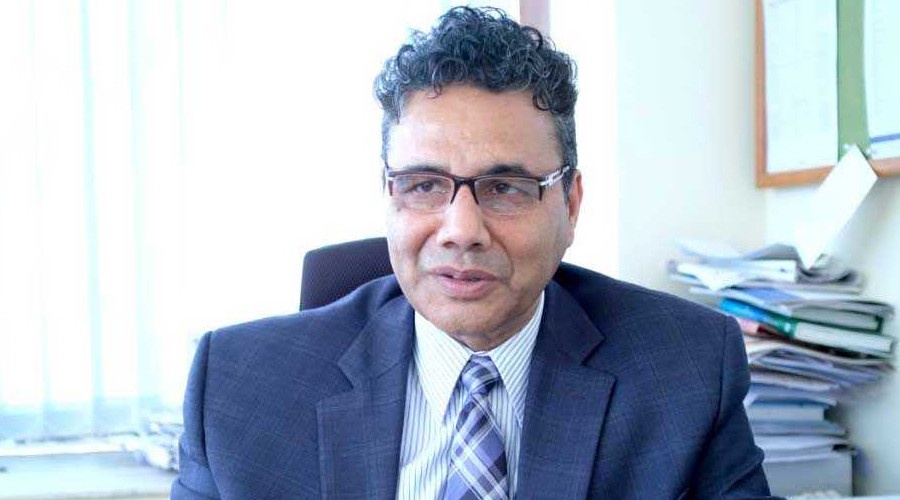 देउवाले गभर्नर बनाउछु भनेपछि राजिनामा दिएका पौडेलको ठाउँमा पाण्डे नियुक्त