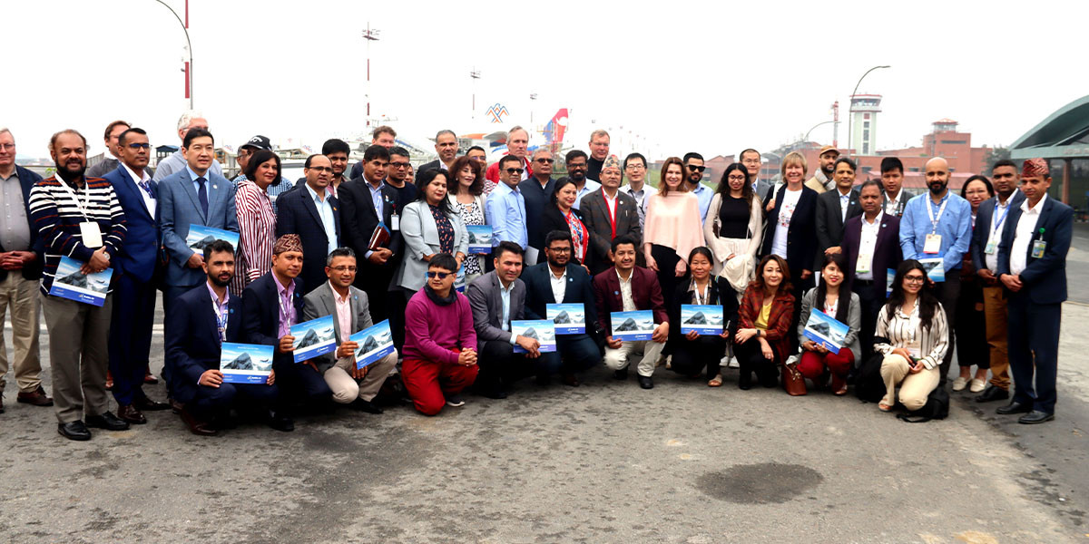 ‘सगरमाथा संवाद’का विशिष्ट पाहुनाले गरे हिमशृङ्खला दृश्यावलोकन