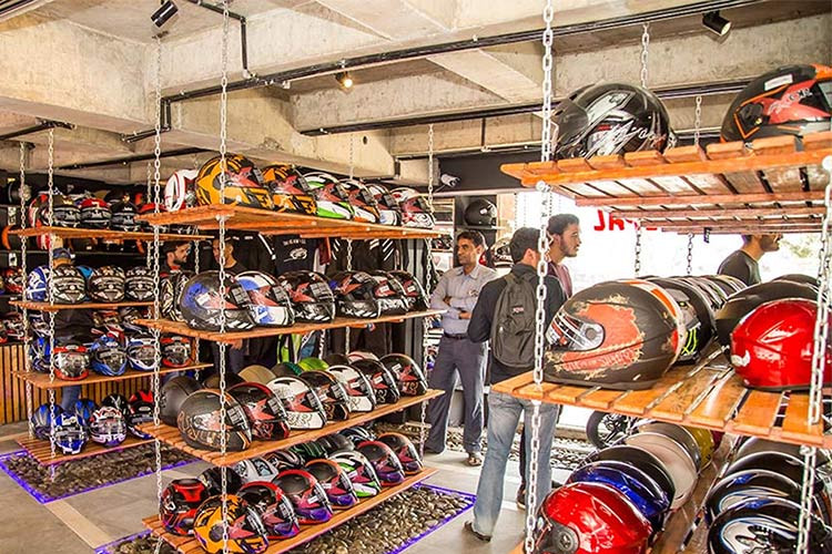 हेल्मेटको भन्सार बढेर अब २० प्रतिशत