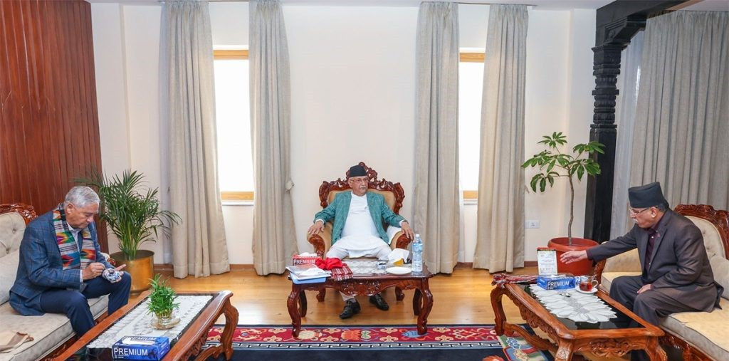 प्रमुख दलका शीर्ष नेताबीच छलफल