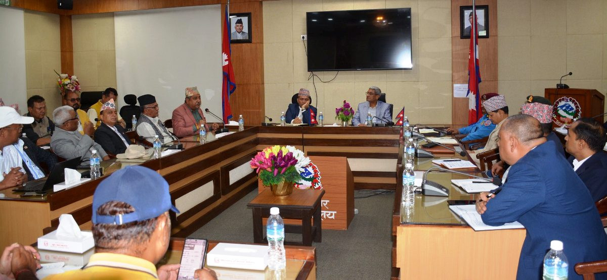 सरकार र यातायात व्यवसायीबीच राति छ बुँदे सहमति (बुँदासहित)