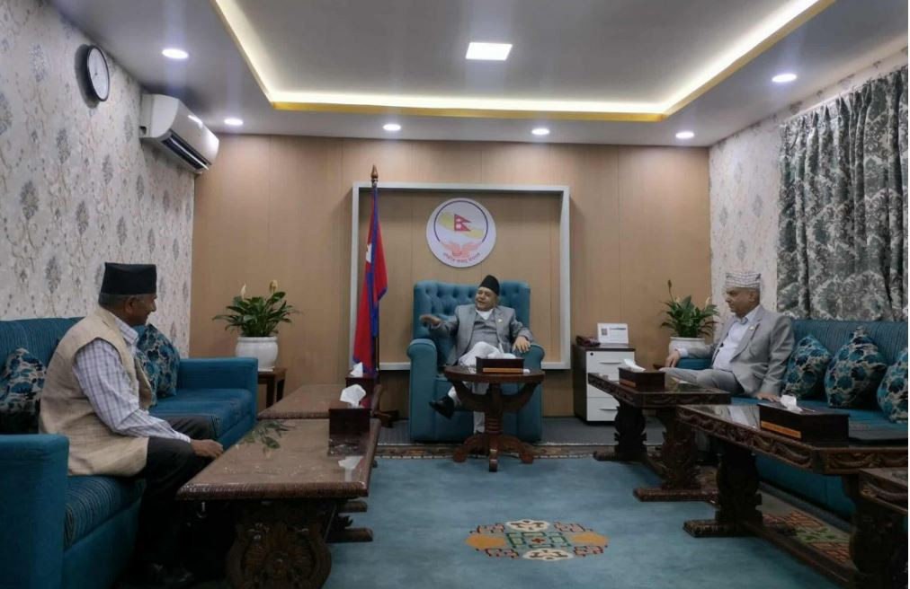 सत्ता र विपक्षीसँग संसदको अवरोध हटाउन सभामुखले गरे छलफल