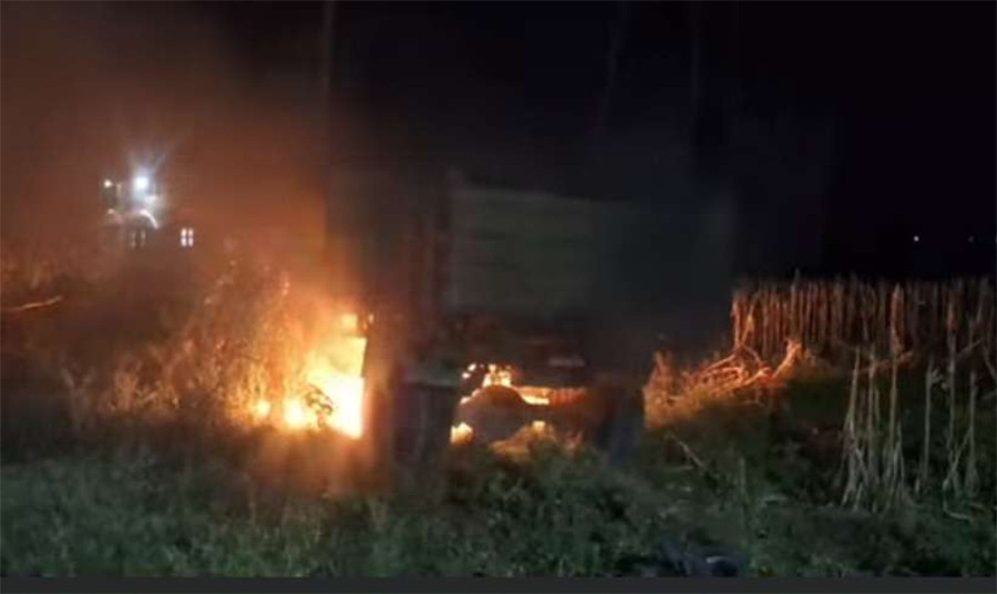 सर्लाहीमा टिपरको ठक्करबाट २० वर्षीय युवकको मृत्यु, स्थानीयले जलाए टिपर