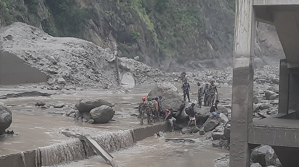 रसुवा बाढीमा पौने ८४ करोड बढीको बीमा दाबी, कुनमा कति पर्यो ?
