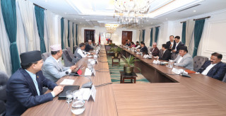 पूर्वराष्ट्रपति भण्डारीसँग लामो वार्तापछि बालुवाटारमा आकस्मिक मन्त्रिपरिषद बैठक