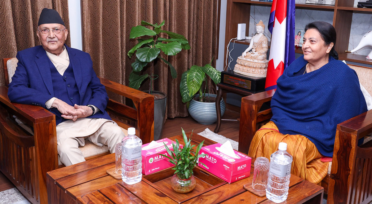 आज प्रधानमन्त्री ओली र पूर्वराष्ट्रपति भण्डारी भेट्दै