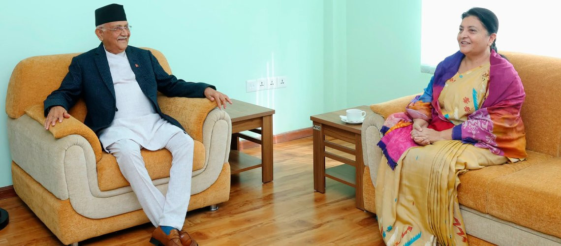 पूर्वराष्ट्रपति भण्डारीसँग भेटवार्ता गर्न ओली पनि पुगे च्यासल