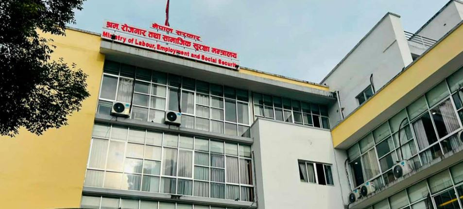 इजरायल जाने नेपाली कामदारको स्वास्थ्य परीक्षण गर्न चार अस्पताल सूचीकरण