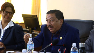 पैसा खाएको छ भने थुनेर हुँदैन, पैसा तिर्न लगाउनुपर्छः अर्थसमिति सभापति चालिसे