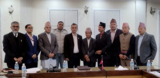 दुर्गा प्रसाईं समूहका २७ बुँदे माग : प्रदेश खारेज गरेर ५ विकास क्षेत्रदेखि ऋण मिनाहासम्म