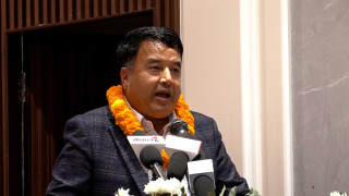 केपी ओलीले बनाईदिएको क्रिकेट स्टेडियम जुँगा मुसार्दै कुलमान घिसिङले उद्घाटन गर्नुभयोः महेश बस्नेत