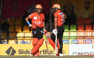 रबि बोपाराको अर्धशतकमा चितवनको विजयी सुरुवात