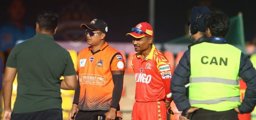 टस जितेर चितवनविरुद्ध बलिङ गर्दै लुम्बिनी