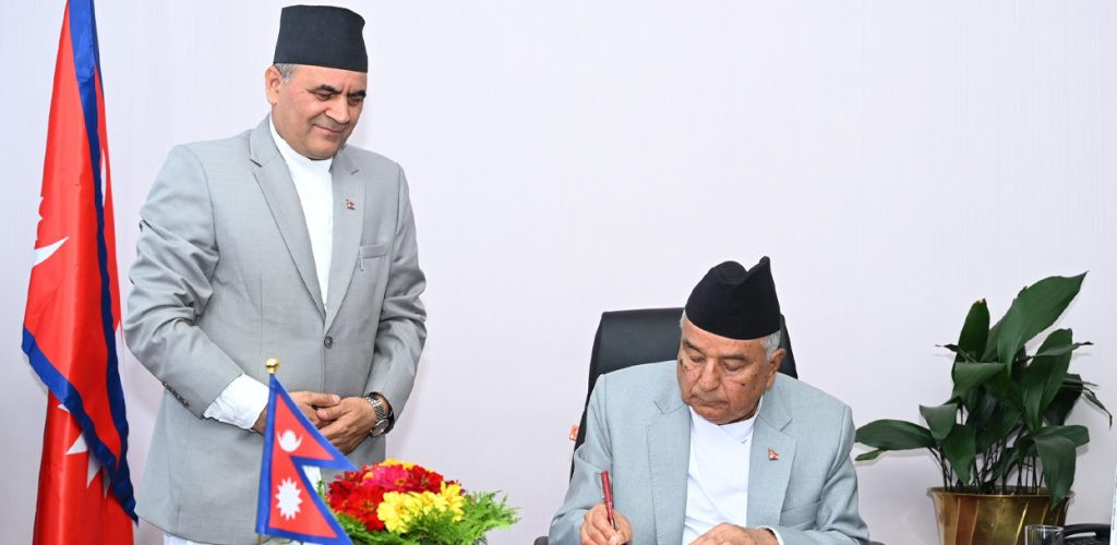 राष्ट्रपतिद्वारा अध्यादेश जारी