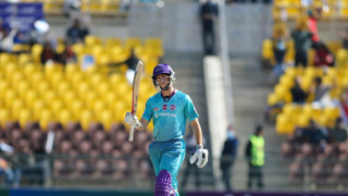 सिम्पसनको अर्धशतकमा काठमाडौंले चितवनलाई दियो १४३ रनको लक्ष्य