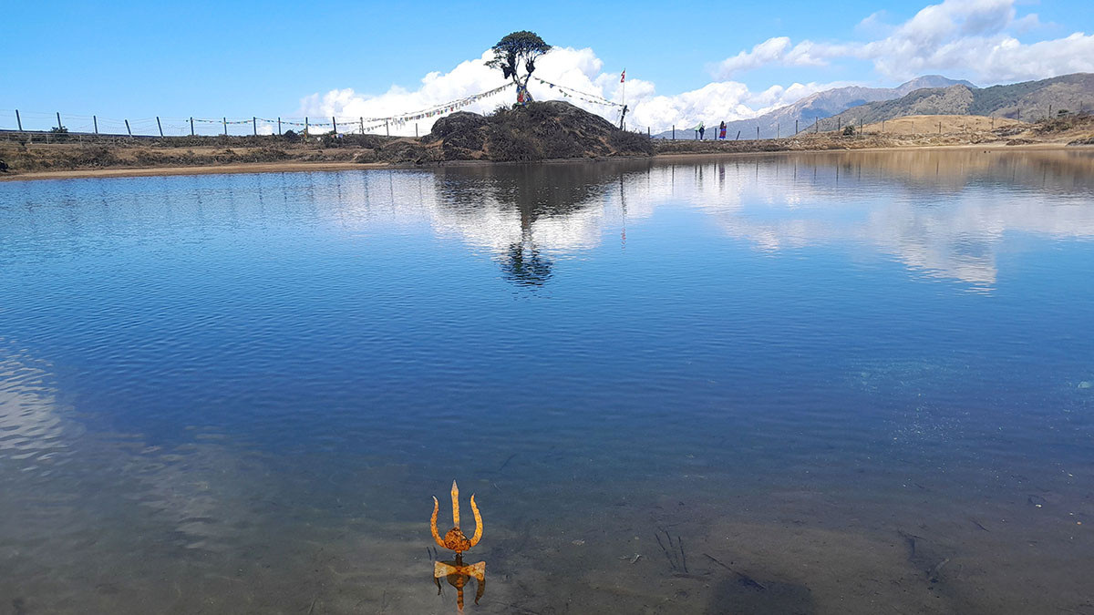 गुफापोखरी