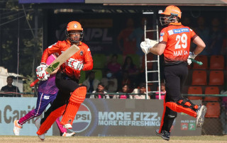 चितवनका दुवै ओपनर डविड र अर्जुनको अर्धशकत