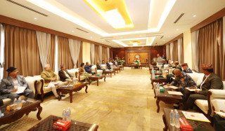 प्रधानमन्त्रीले बोलाएको सर्वपक्षीय बैठकमा को–को पुगे ? (नामावलीसहित)