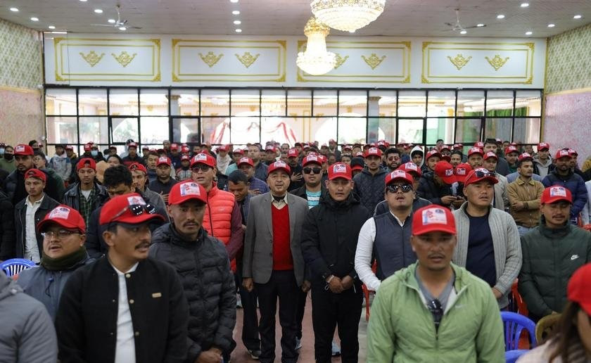 ईश्वर पोखरेल समूहको युवा भेला (तस्बिरसहित)