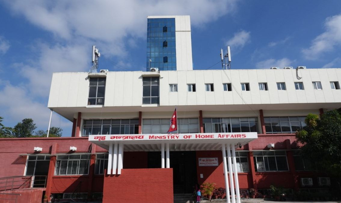 ८ सीडीओको एकैपटक मन्त्रालय बाहिर सरुवा