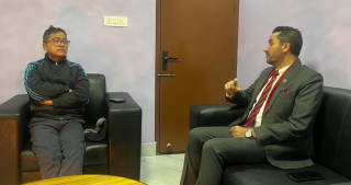 अध्यक्ष राजेन्द्र लिङदेन र मन्त्री जगदीश खरेलबिच भेटवार्ता