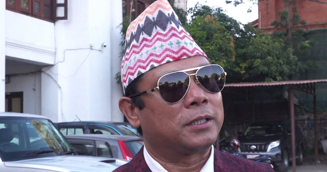 पार्टीका उम्मेदवारलाई रेशम चौधरीले बोलाए काठमाडौं