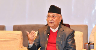 आगामी चुनावसम्म कम्तिमा १० वटा स्टाटस् लेख्न कार्यकर्तालाई ओलीको निर्देशन