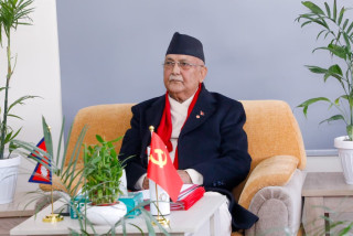 नेकपा (एमाले) को सचिवालय बैठक जारी (तस्बिरहरू)