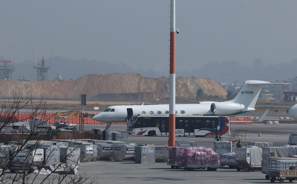 अमेरिकाद्वारा फेरि ८० नेपाली डिपोर्ट, चार्टर्ड विमानमार्फत काठमाडौं ल्याइयो