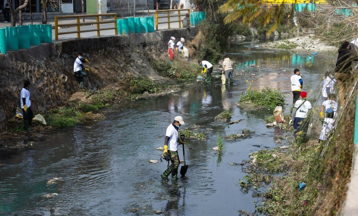 धरानपछि हर्क साम्पाङको श्रमदान अभियान काठमाडौं प्रवेश, तस्बिरहरू