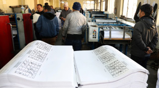 ६० निर्वाचन क्षेत्रको मतपत्र छपाइ सकियो, २५ जिल्लाको ‘प्याकिङ’