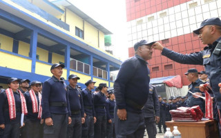 ४० दिन पछि घर फर्कँदै निर्वाच  प्रहरी, सम्मान सहित औपचारीक विदाई गरिर्दै