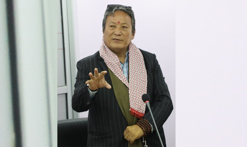 युवराज लामाले त्यागे नेकपा