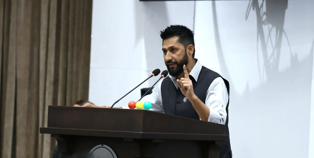 रास्वपाका सांसदहरुलाई सभापति लामिछानेले दिए यस्तो १२ निर्देशन