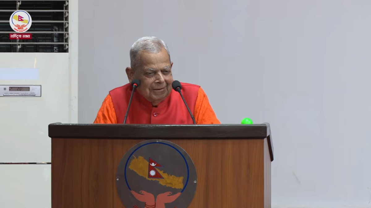 ‘सडक र मन्दिर बने तर जनताको अवस्था फेरिएन’: महन्थ ठाकुर