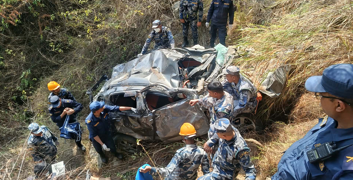 दक्षिणकालीमा कार दुर्घटना