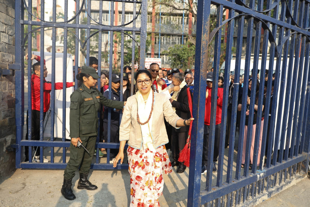 खुला भयो खुलामञ्च