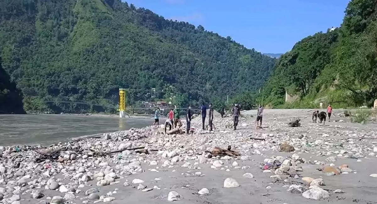 कागबेनीमा श्राद्ध गर्ने क्रममा नदीले बगाउँदा बालकको मृत्यु