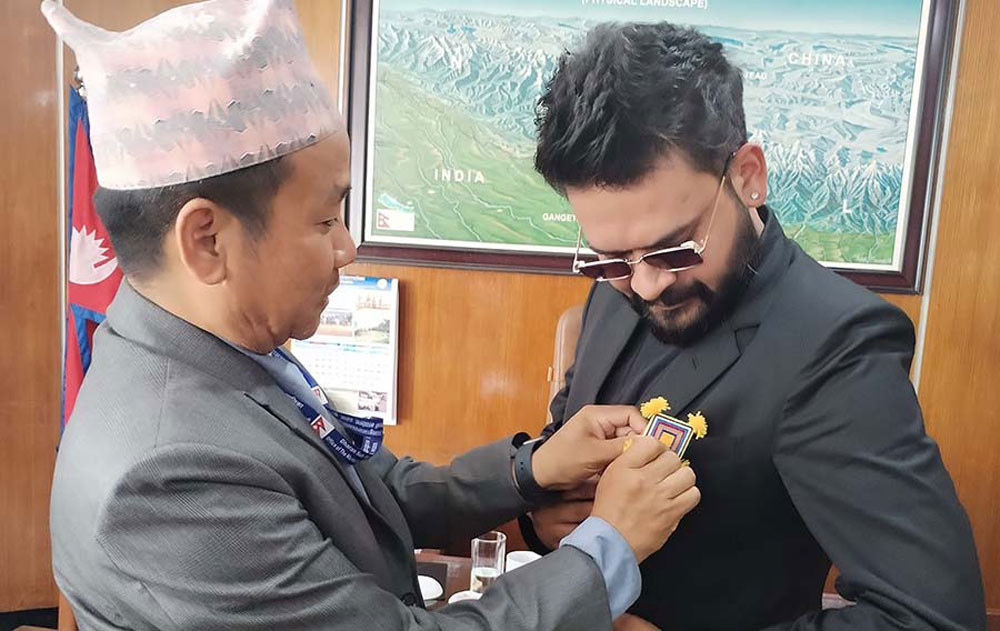 जन्मदिनमा बालेनलाई हर्क साम्पाङले दिए यस्तो शुभकामना