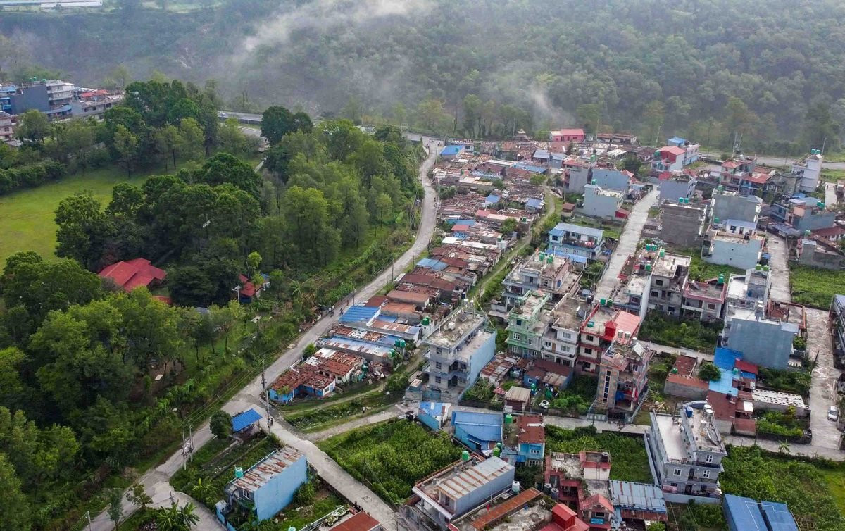 pokhara-sukumbasi-basti_nepal-photo-library4_skIY4Ojx3J (1).jpg
